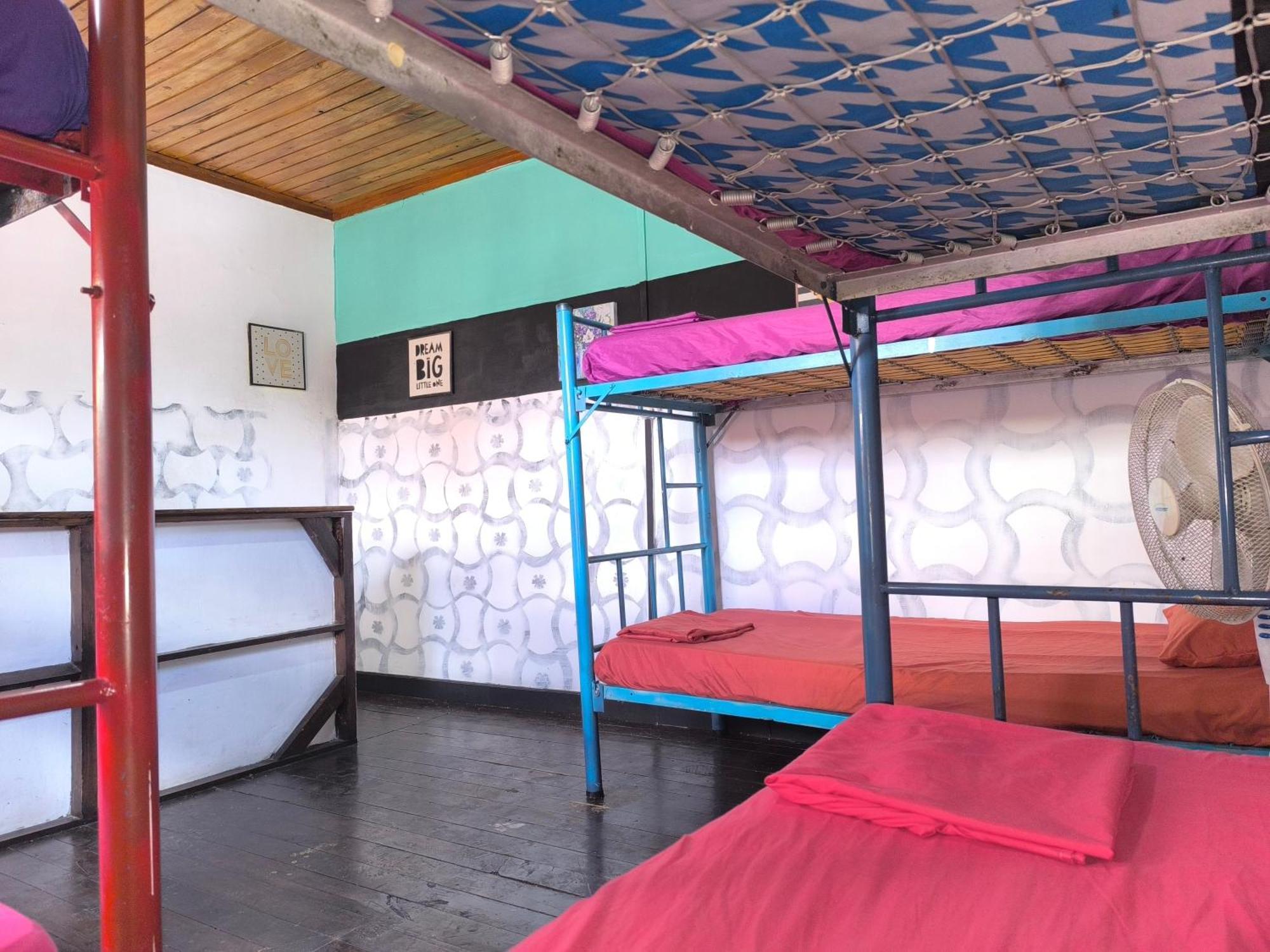 Karim Hostel Guatemala City Exterior foto