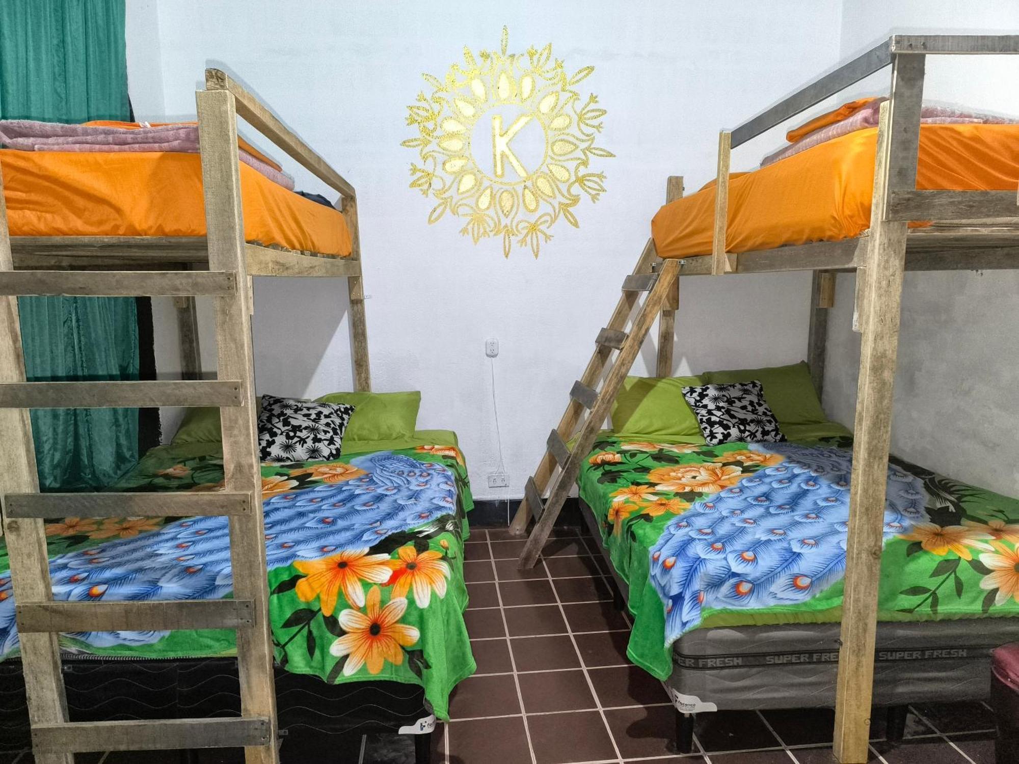 Karim Hostel Guatemala City Exterior foto